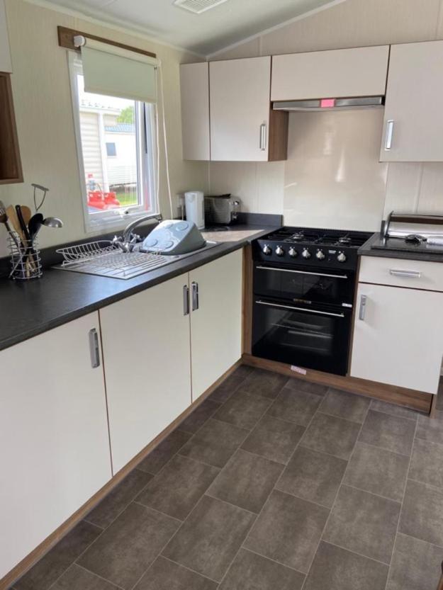 Adams Caravan Holidays Morecambe Exteriör bild
