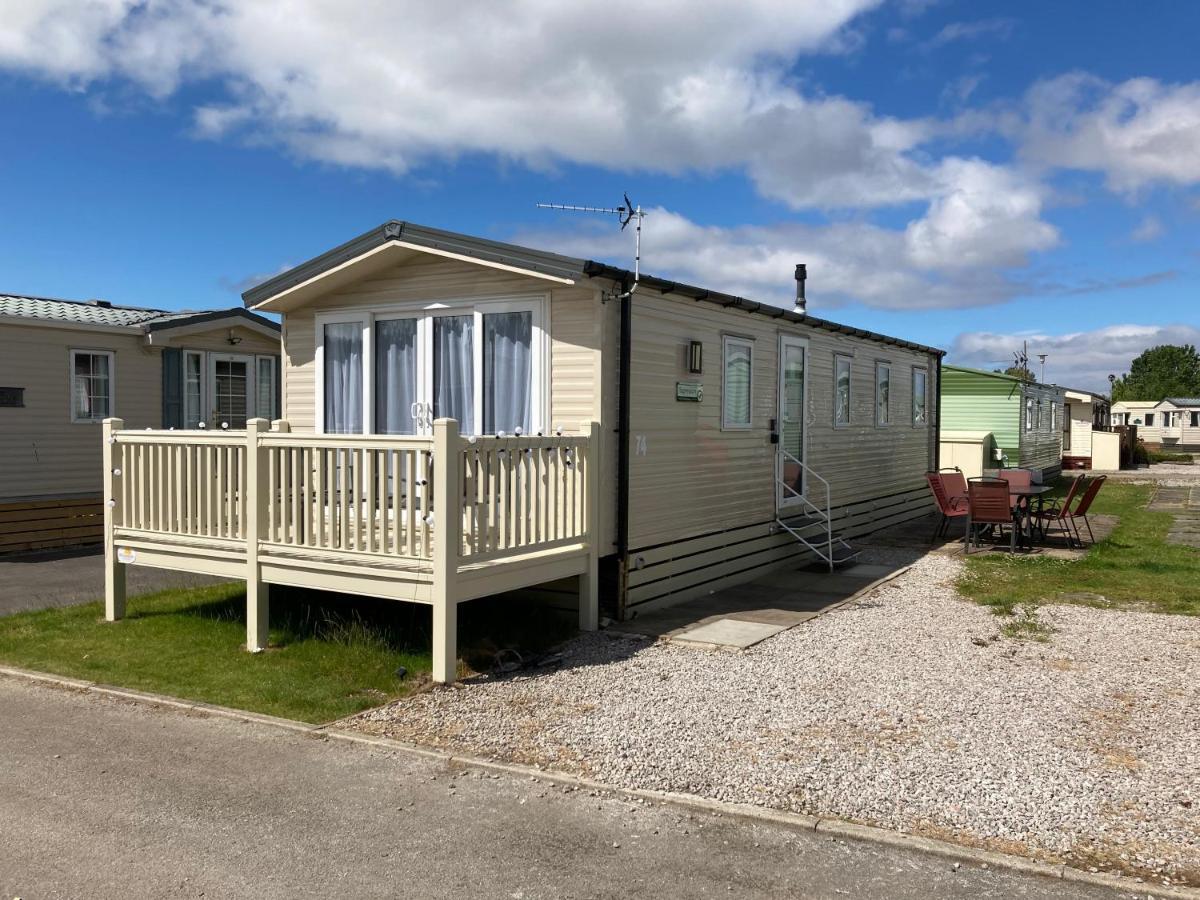 Adams Caravan Holidays Morecambe Exteriör bild